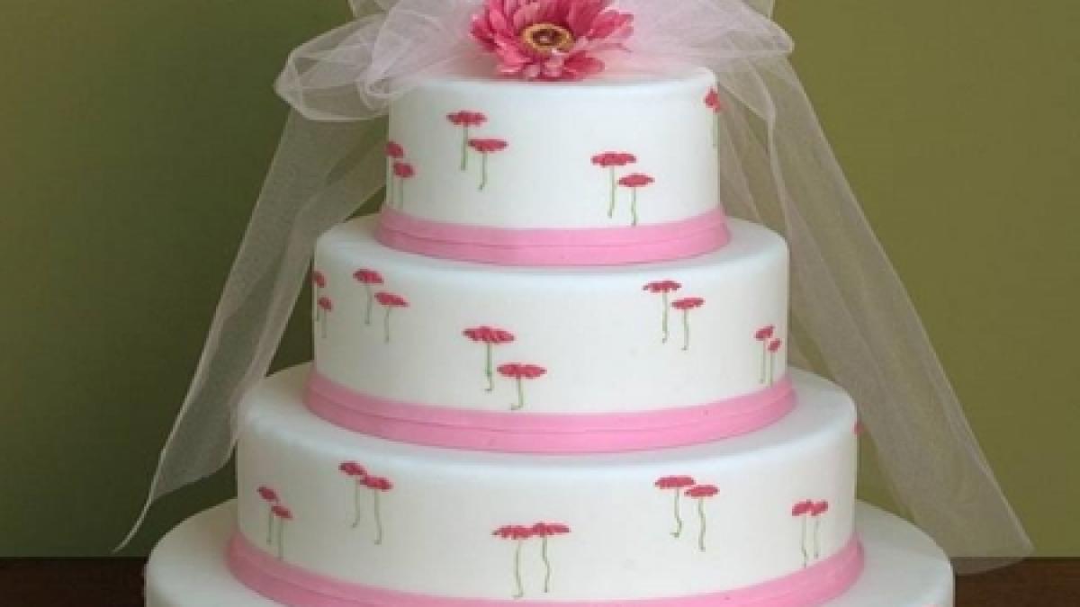 casa regala a anuntat cum va arata tortul de nunta reteta biscuitilor secret de stat