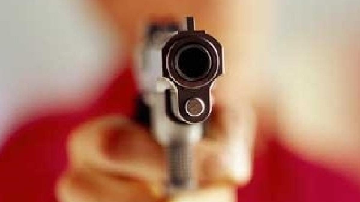 un militar din buzau si a impuscat mortal sotia si apoi s a sinucis