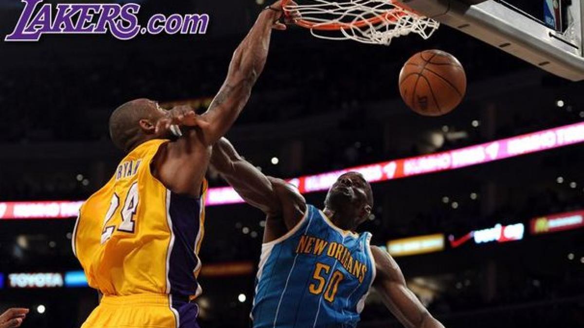 kobe face spectacol dupa o accidentare la glezna si apropie lakers de runda a doua