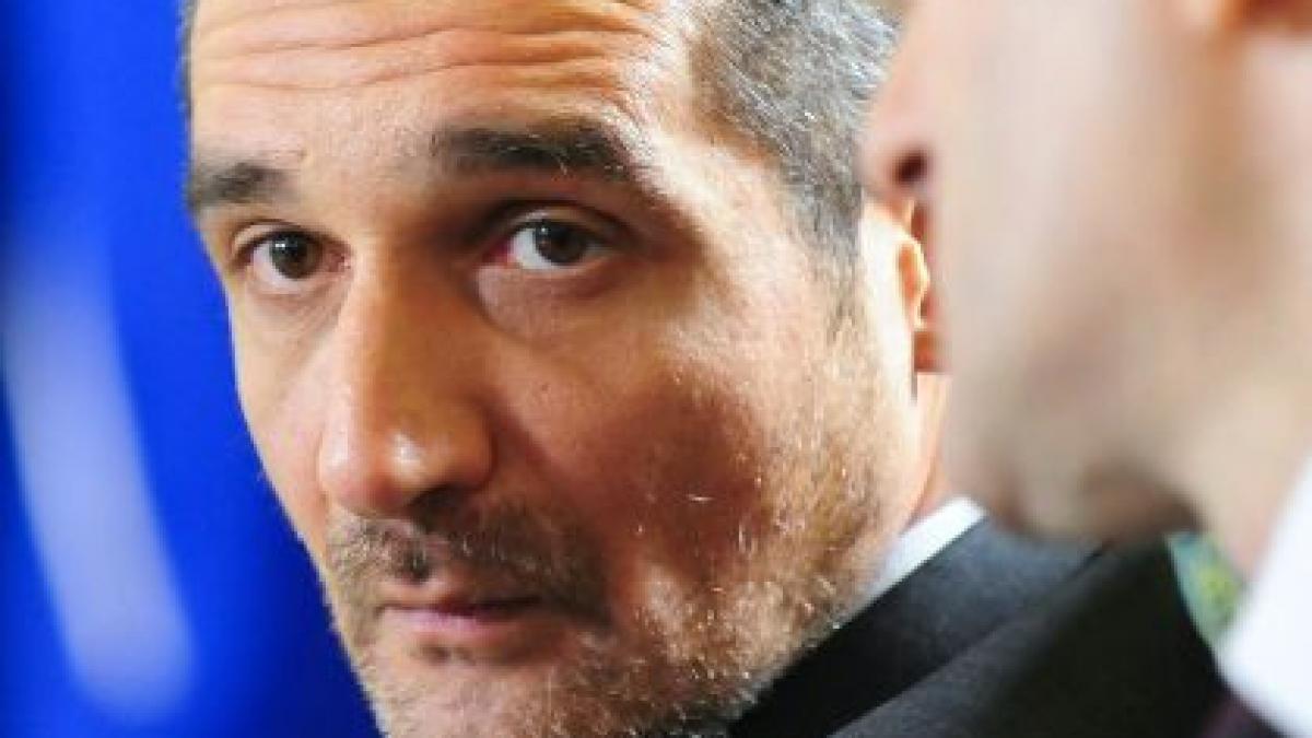 consilierul prezidential sebastian lazaroiu eliberat din functie