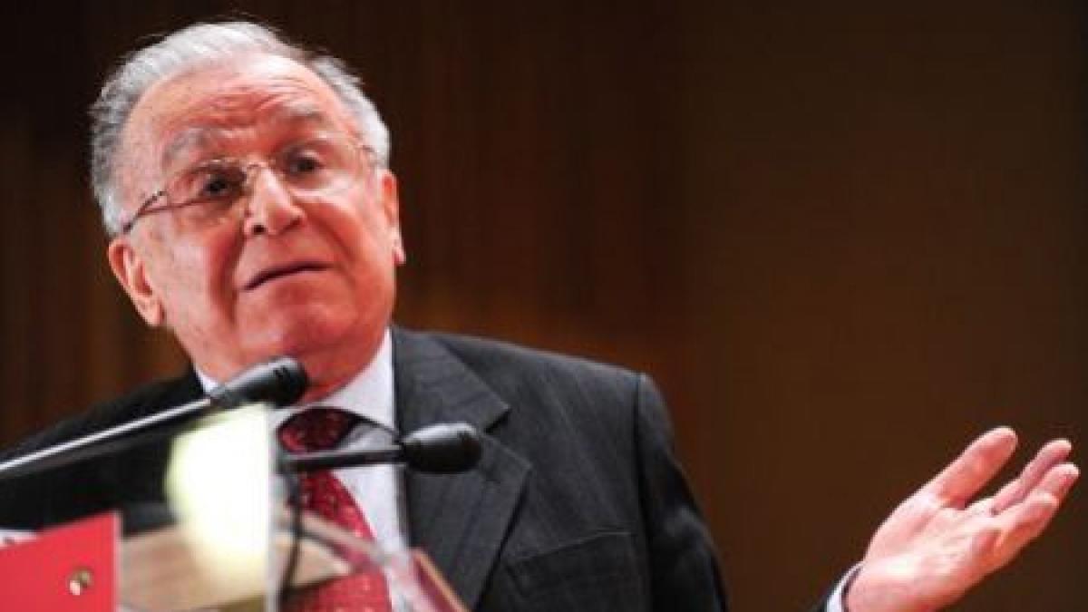 iliescu basescu l a mentinut pe boc premier din imprudenta dar si din prudenta