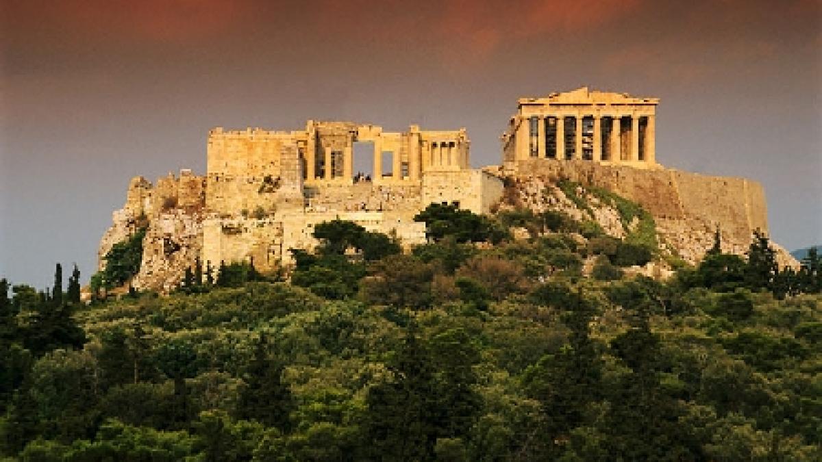 grecia o alegere riscanta pentru vacanta de 1 mai