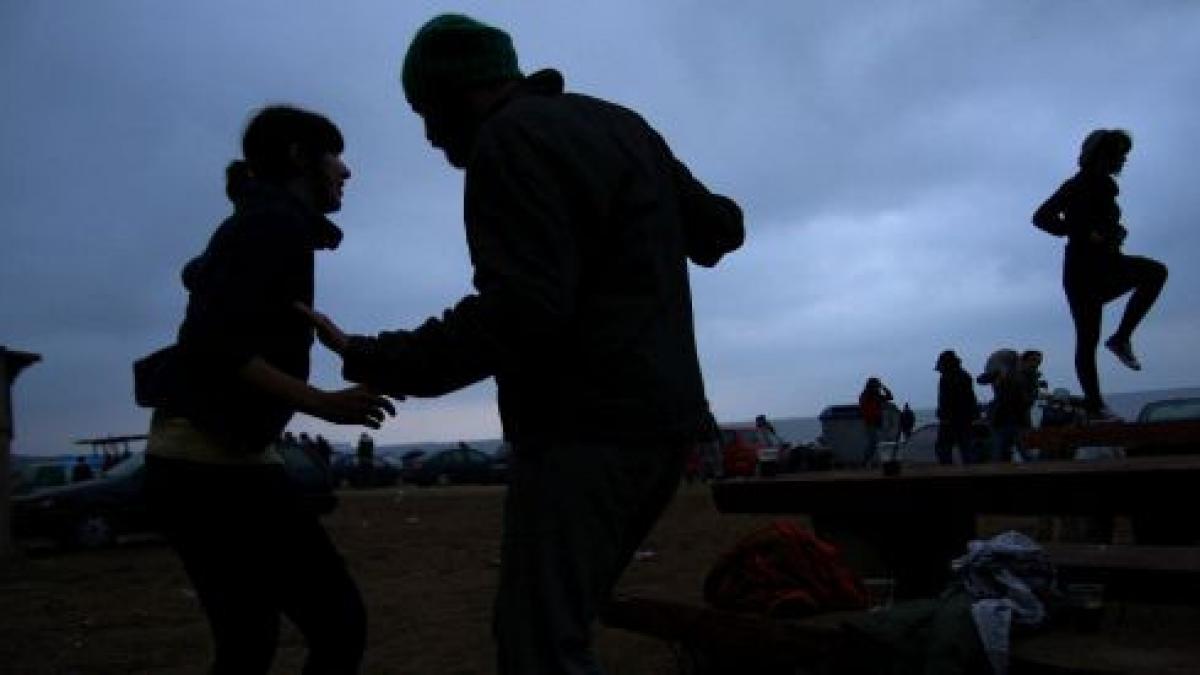 de 1 mai plajele din vama veche s au transformat in cluburi