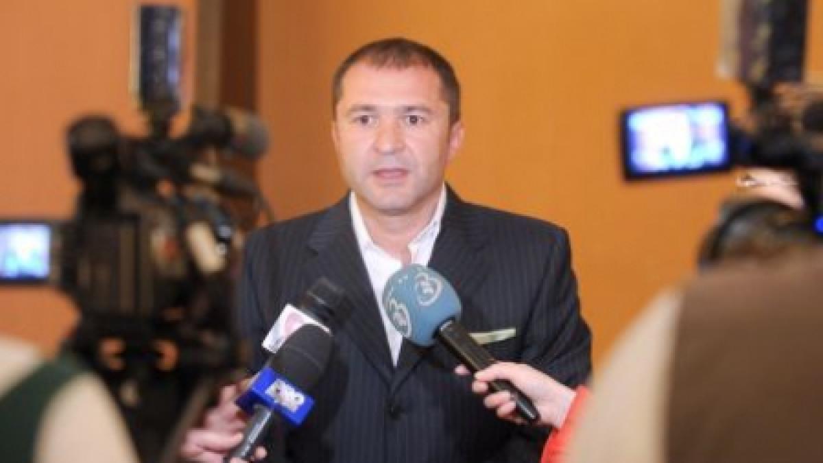 copiii lui sorin ovidiu vintu i au predat realitatea media lui elan schwartzenberg