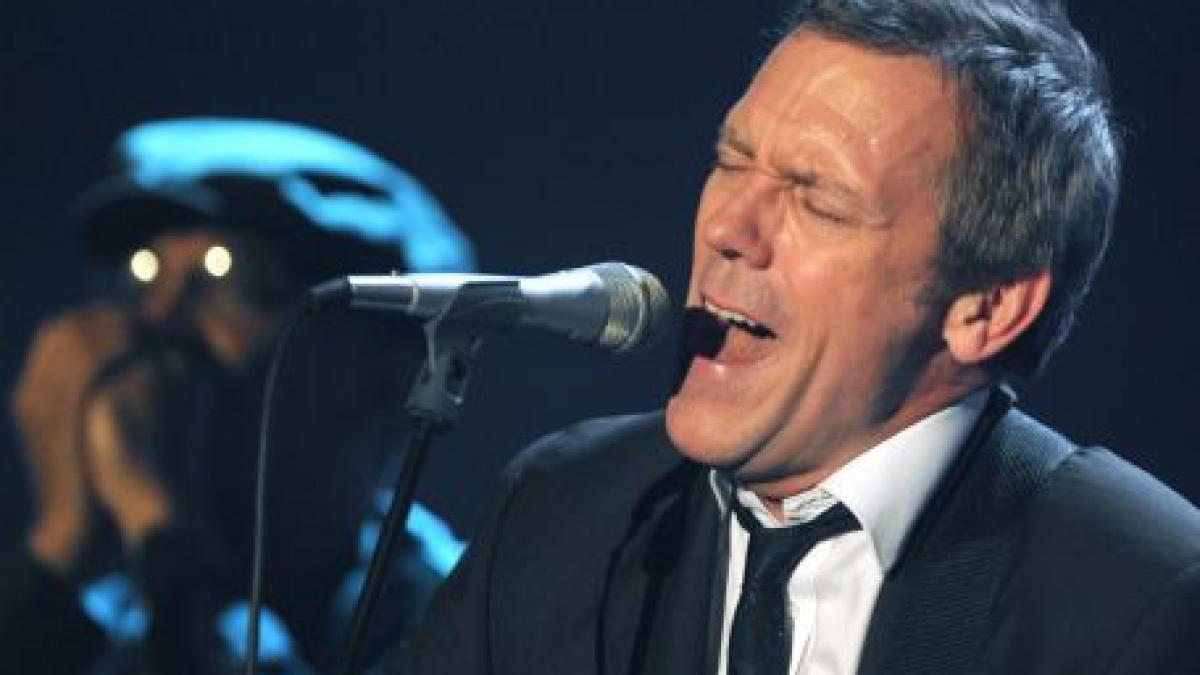 actorul care il interpreteaza pe doctor house si a lansat primul album de blues