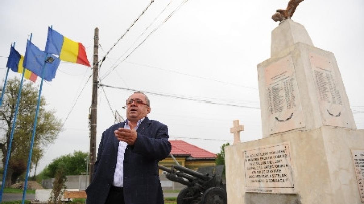 basescu catre primarul din deveselu te a luat presa in tarbaca