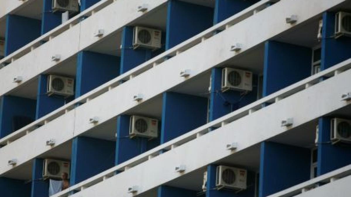 statiunea neptun fosta perla a litoralului romanesc aproape goala