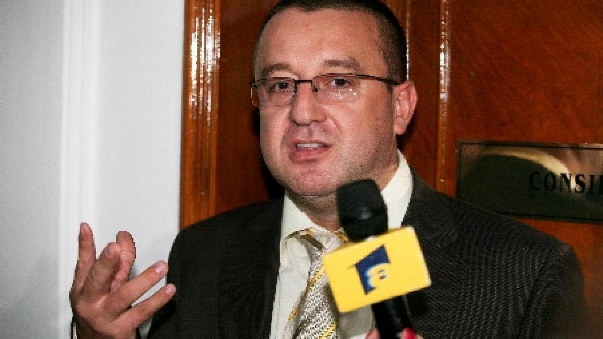 blejnar vom desfiinta 100 150 de administratii financiare personalul va fi relocat