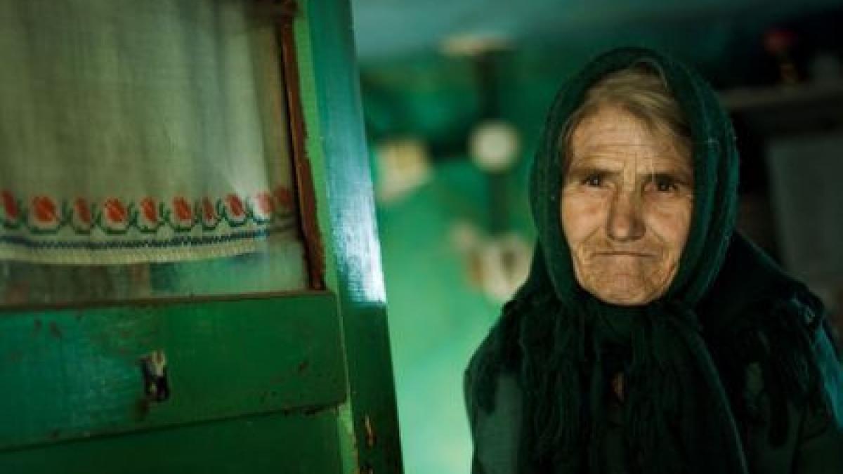 Cât de bine trăiesc românii în 2011, după un an de austeritate?