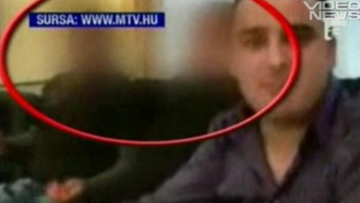 doi hoti au fost prinsi dupa ce au fost recunoscuti in clipuri de manele