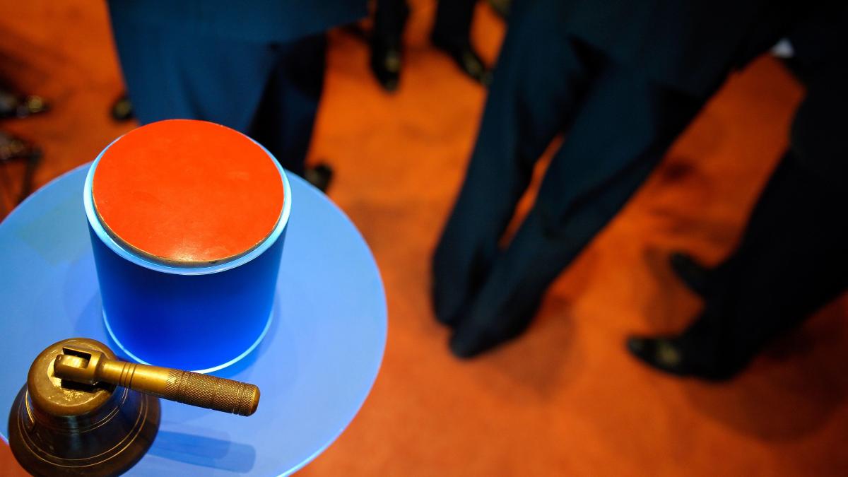 administratorul fondului proprietatea a cumparat masiv actiuni brd si petrom si in trei luni si a