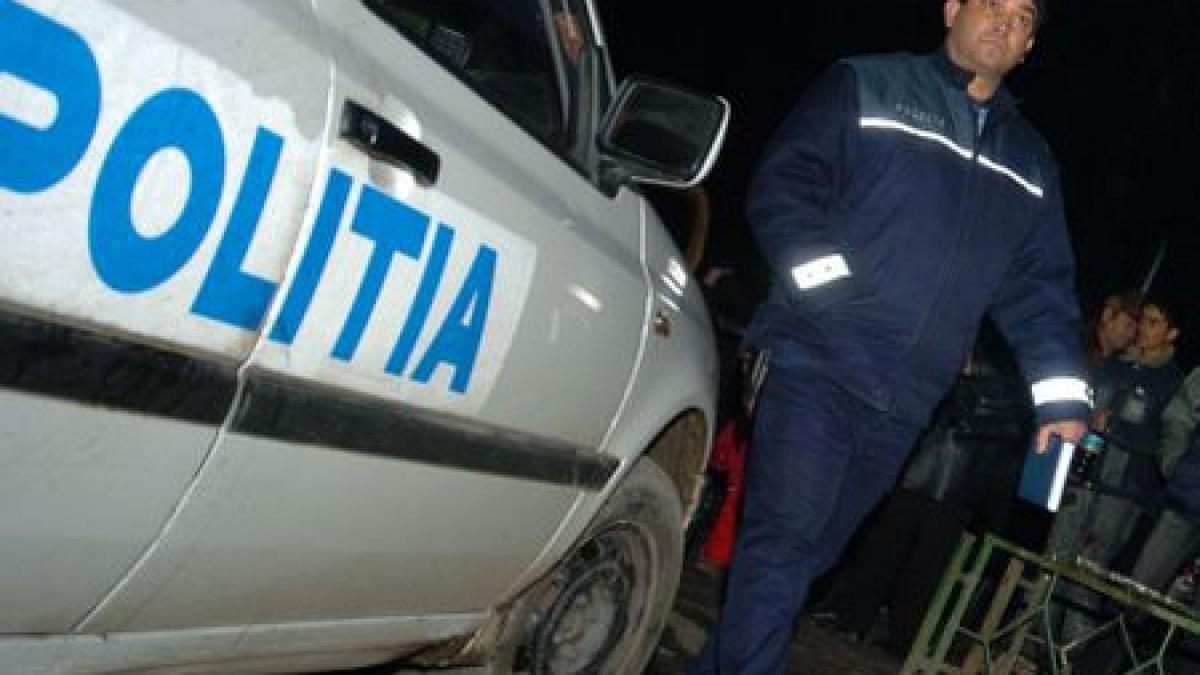 mai multi politisti surprinsi la furat intr un magazin din capitala