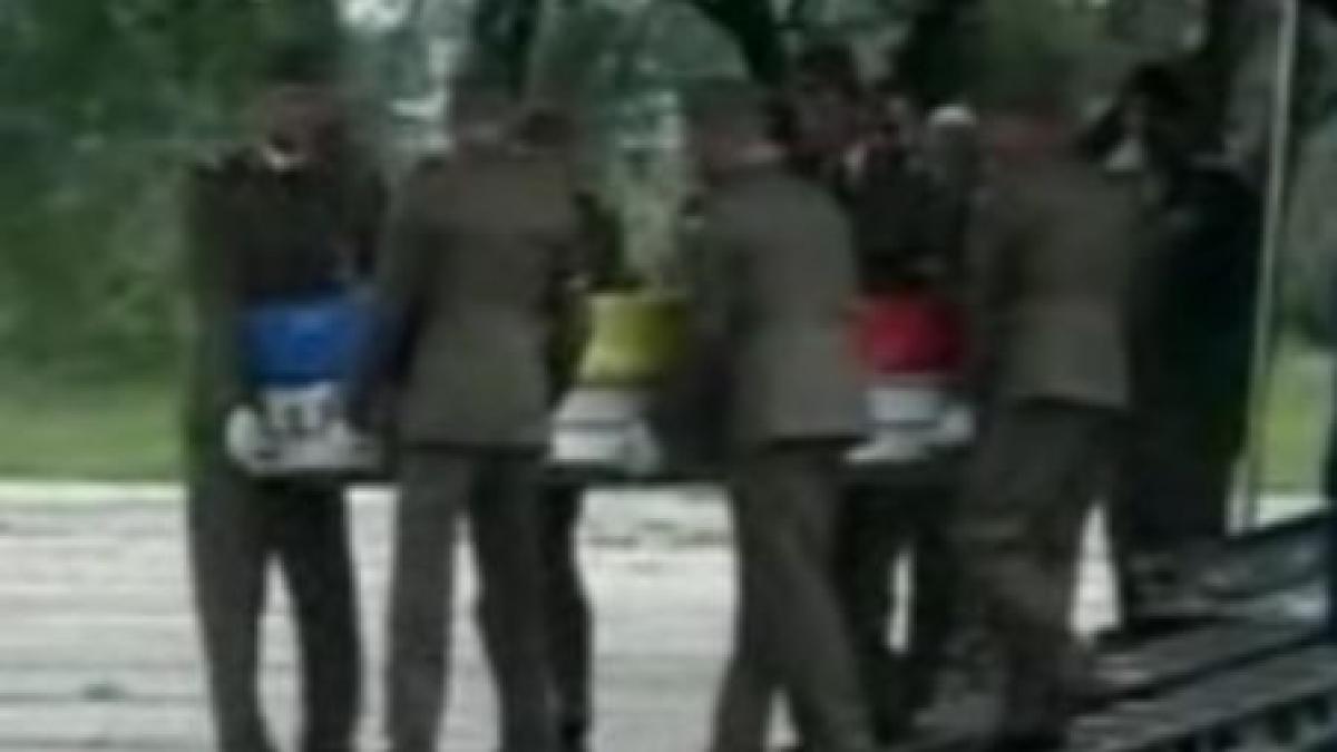 trupul neinsufletit al militarului roman decedat joi in afganistan a fost adus in tara