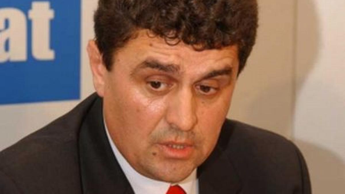 prefectul de teleorman teodor nitulescu isi foloseste functia ca sa obtina concesiuni de la primarii