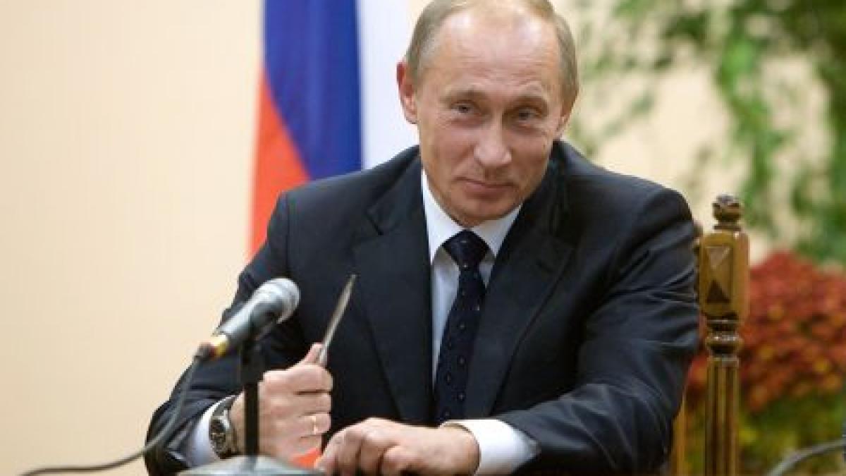 vladimir putin sarutat cu pasiune de o admiratoare