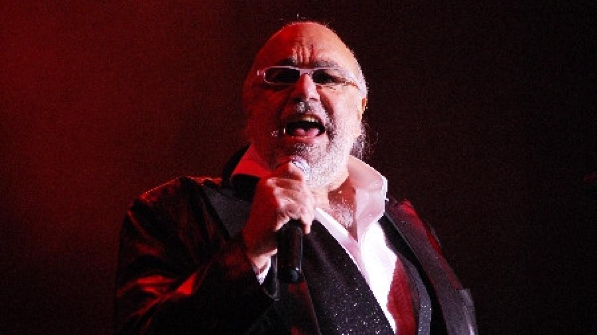 demis roussos revine in romania pe 20 decembrie