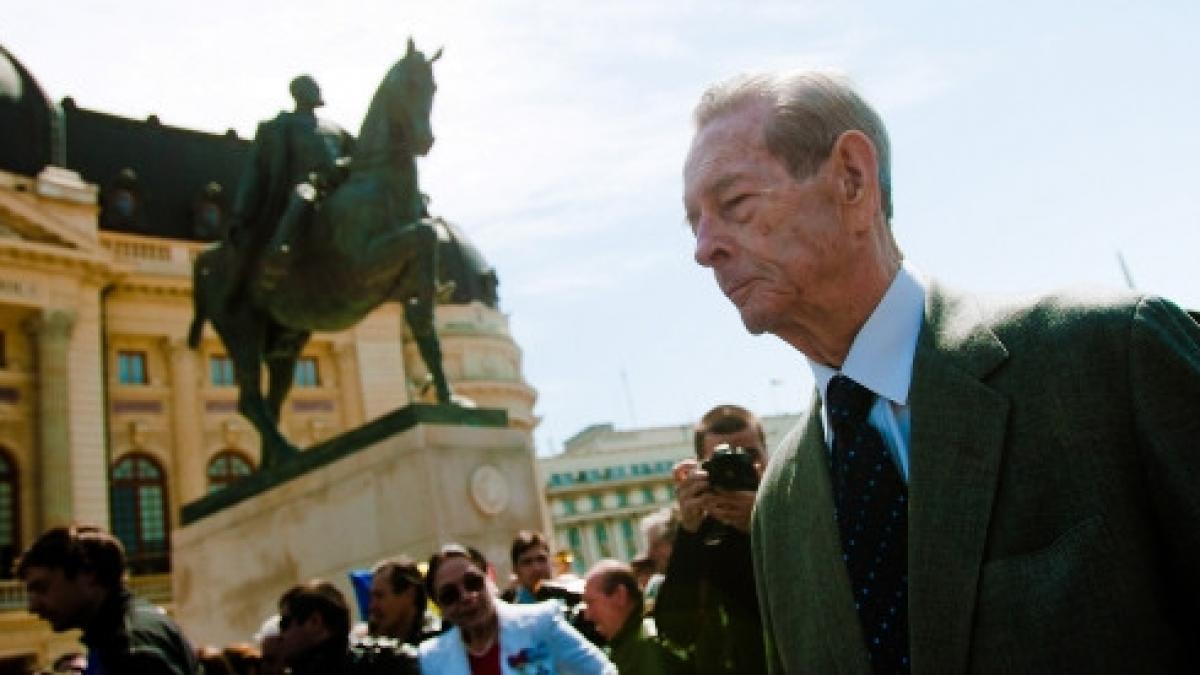regele mihai a rupt legaturile istorice si dinastice cu casa de hohenzollern
