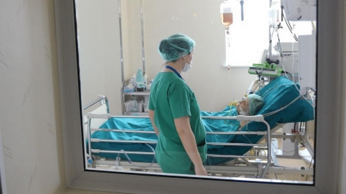 un roman din cinci se trateaza in clinici medicale private