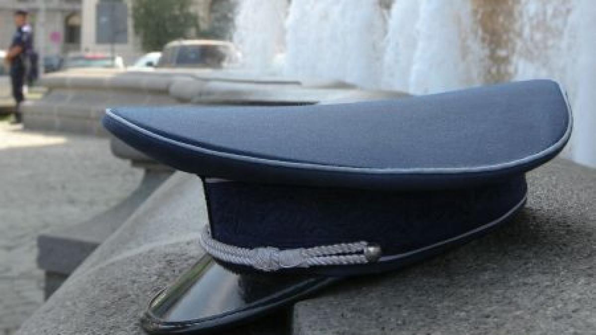 doi politisti din vaslui au facut sex cu minore traficate de un alt om al legii