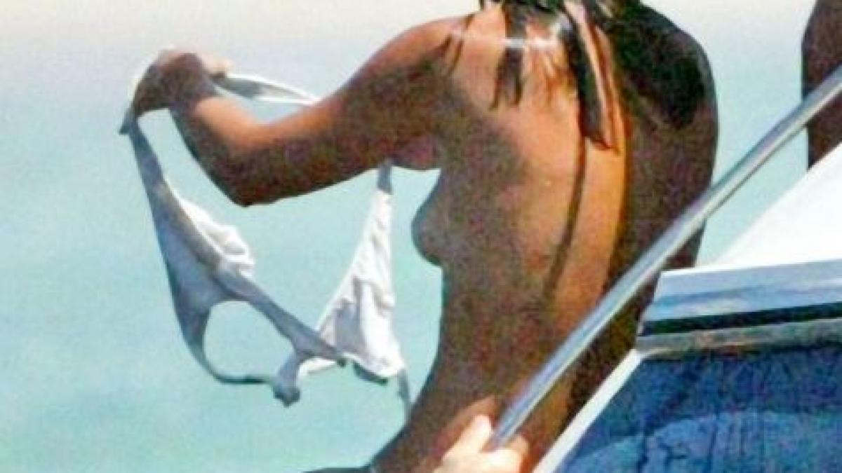 sora lui kate middleton la bustul gol de fata cu printul william