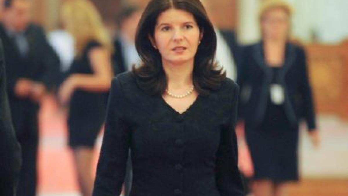 monica iacob ridzi cand era ministru sa dam bani la handicapati la chestii care te apuca plansul