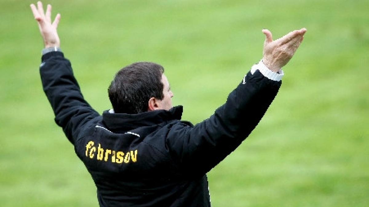 fc brasov invinge pandurii targu jiu in liga i scor 3 2