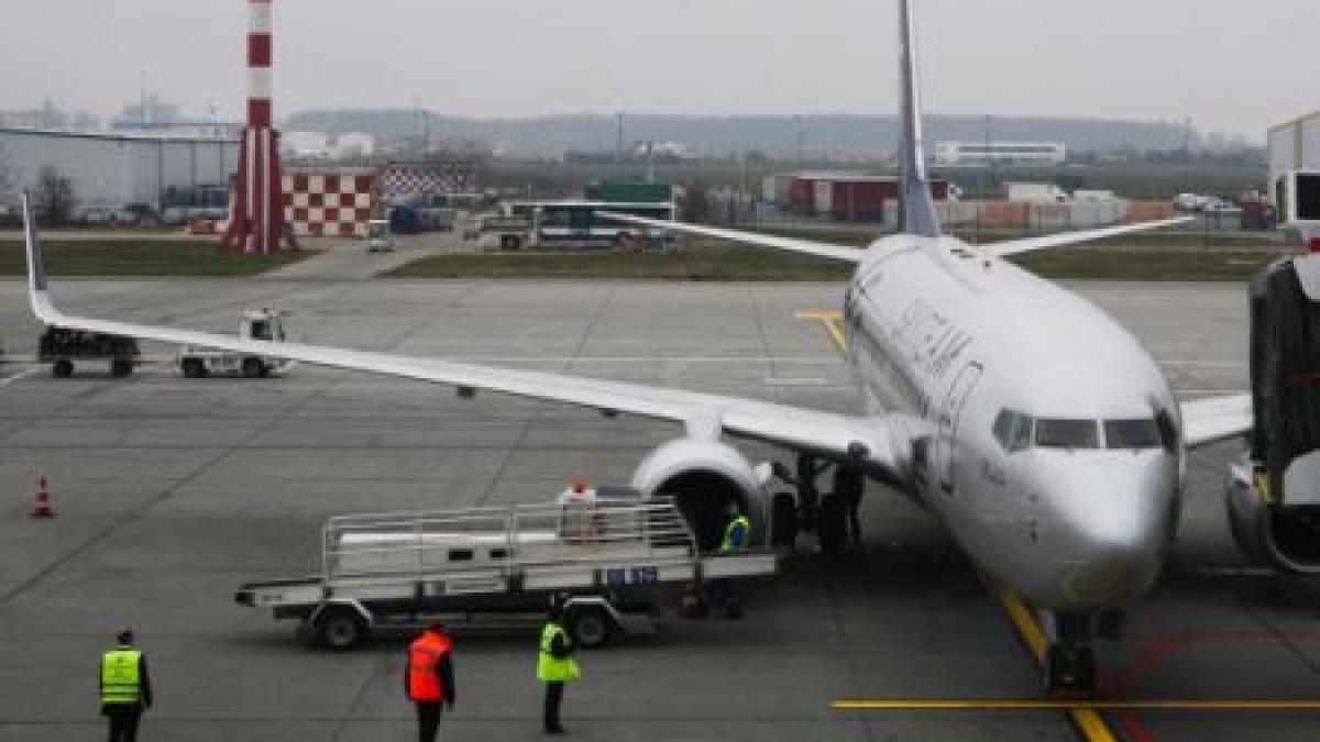un avion care venea de la budapesta la bucuresti s a depresurizat