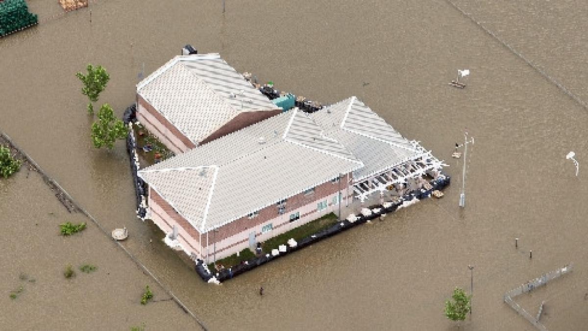 un oras din columbia luat de viitura