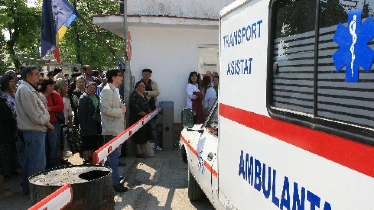 a doua zi de proteste la spitalul socola din iasi medicii primesc doar urgentele