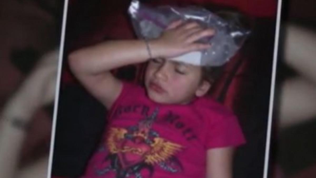 fetita din sua a carei mama ii injecta regulat botox luata de cei de la protectia copilului