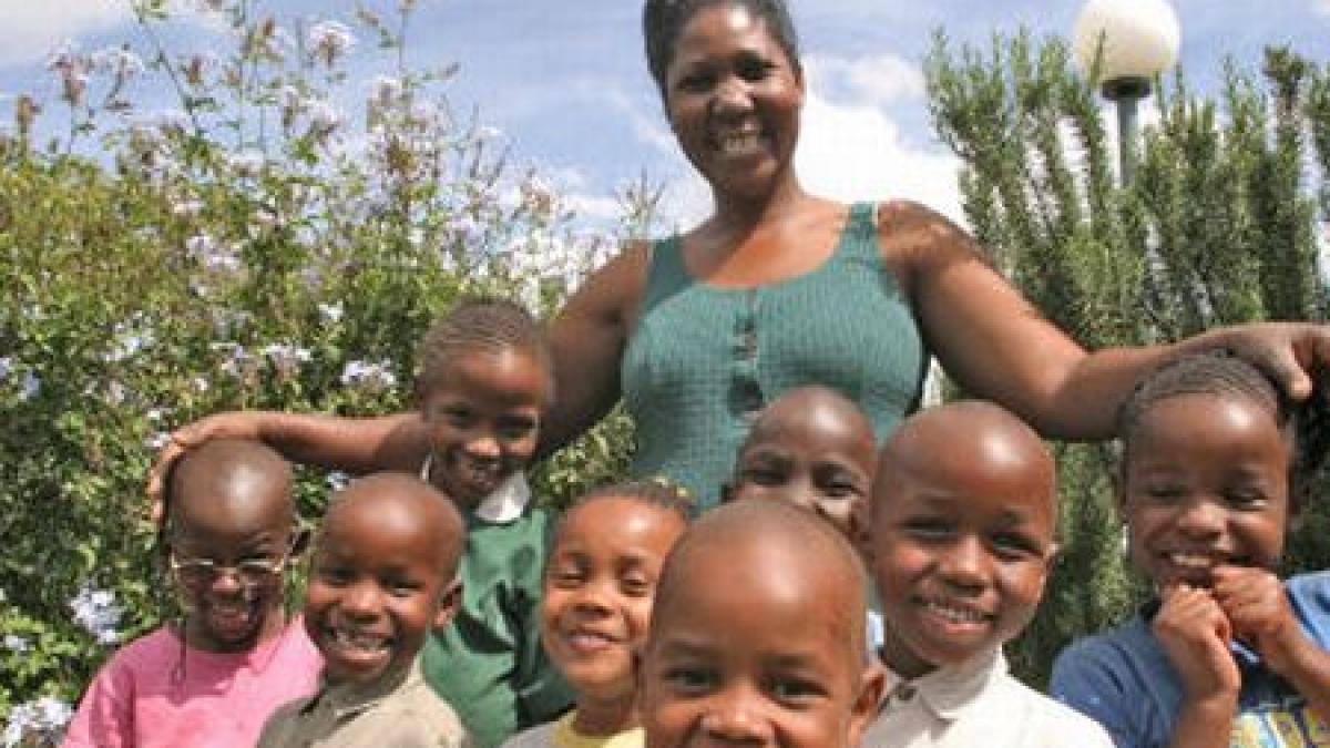 mitropolia moldovei ridica biserici pentru locuitorii din tanzania