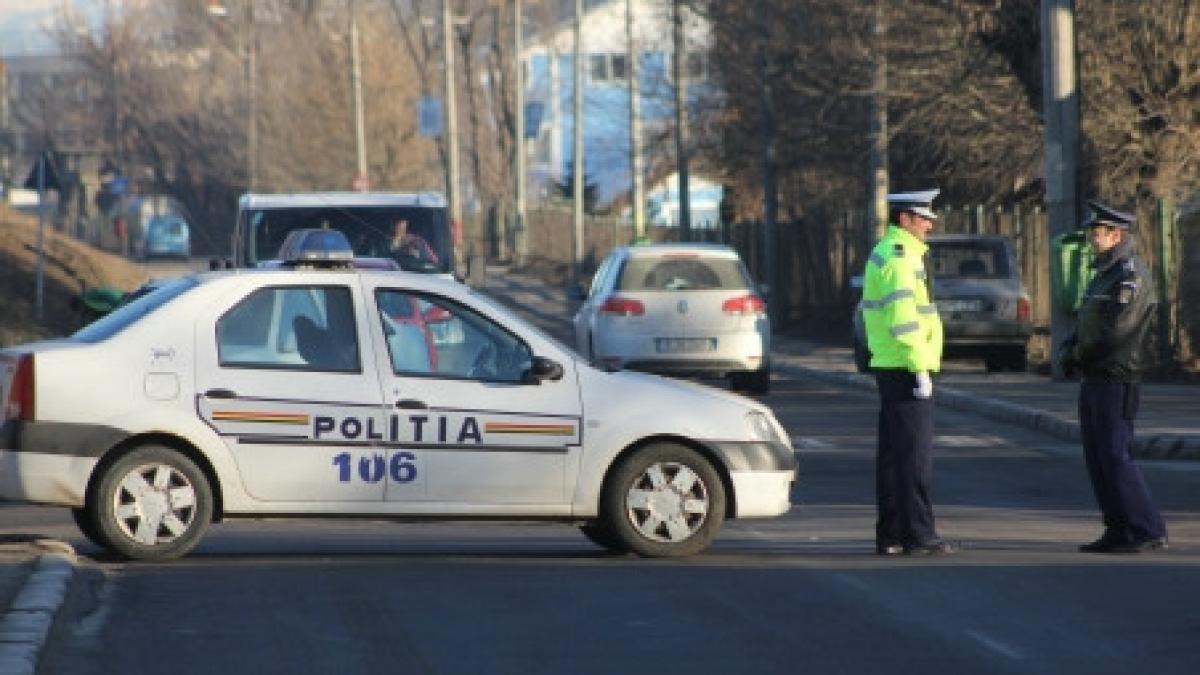 perchezitii in capitala 15 persoane suspectate de evaziune fiscala si contrabanda duse la audieri