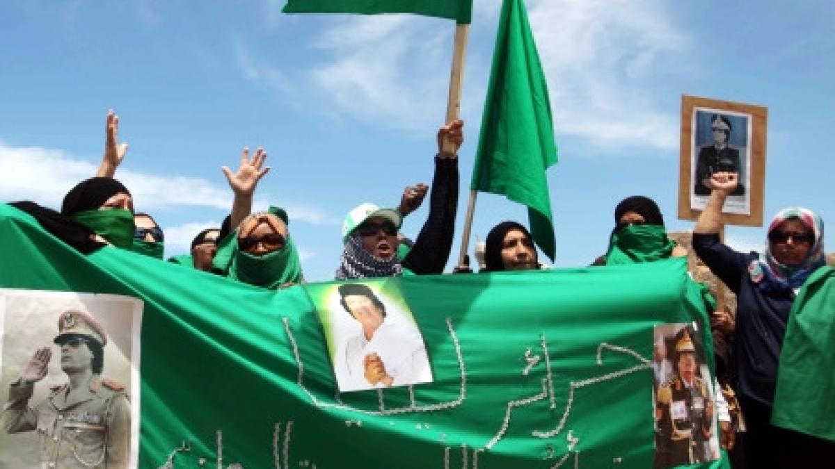 rusia cere trimisilor lui gaddafi la moscova sa opreasca focul asupra populatiei