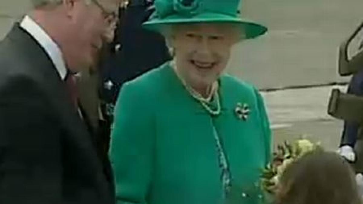vizita istorica regina elisabeta a ii a a ajuns in irlanda