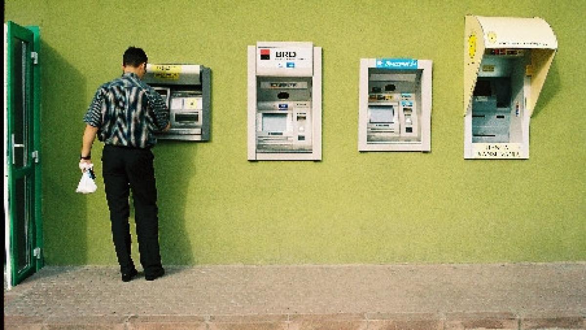 hoti care furau din bancomate prinsi in flagrant de politistii din cluj napoca