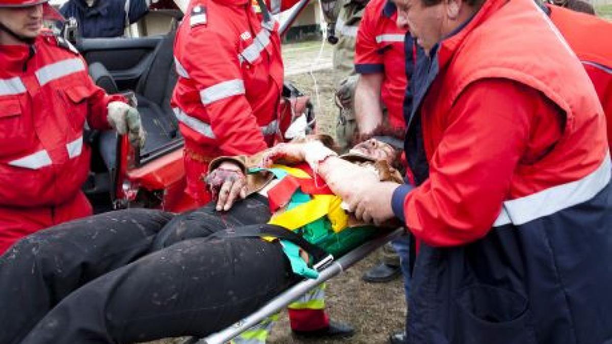 accident grav pe dn 22 doua persoane au murit si alte doua au fost grav ranite
