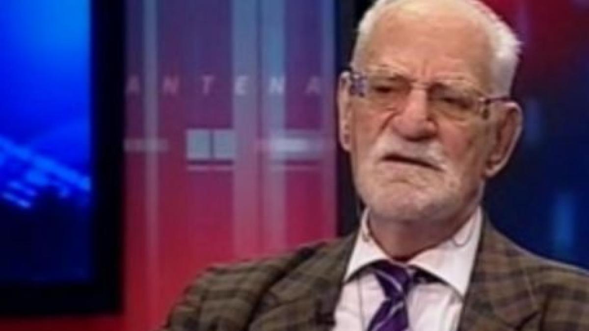 stolnici nu avem o clasa politica pregatita foarte multi politicieni sunt mediocri