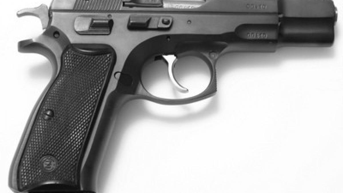 pistolul disparut de la divizionul 67 nave purtatoare de artilerie din braila a fost gasit