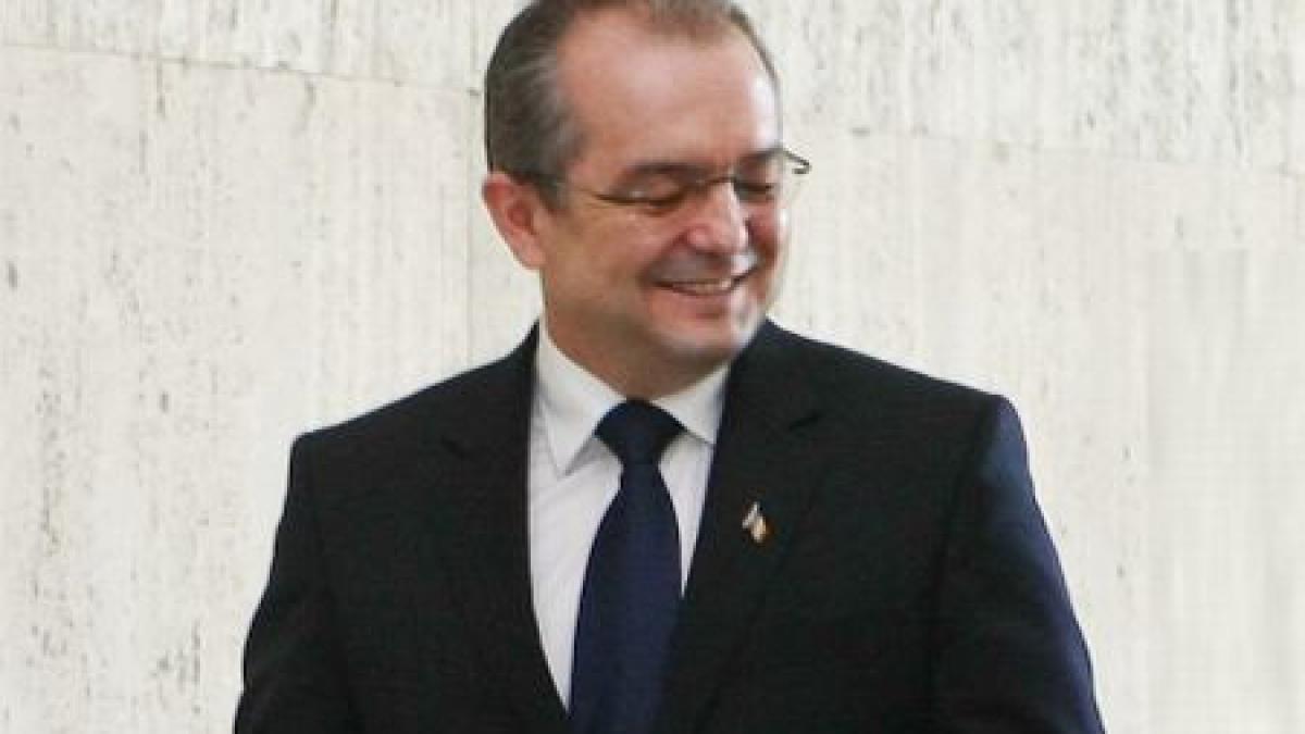 boc si a triplat suma economisita pe cardurile bancare in ultimele sase luni