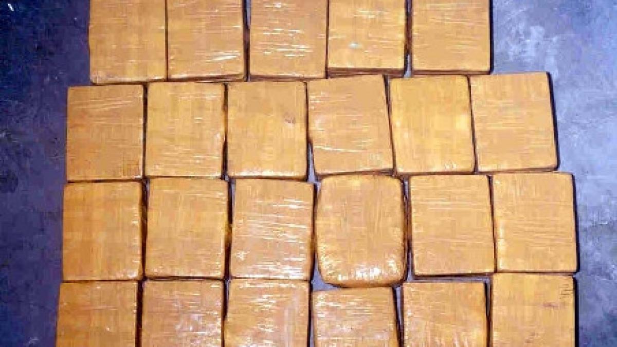 vamesii bulgari au confiscat peste 30 de kg de heroina la bordul unui feribot