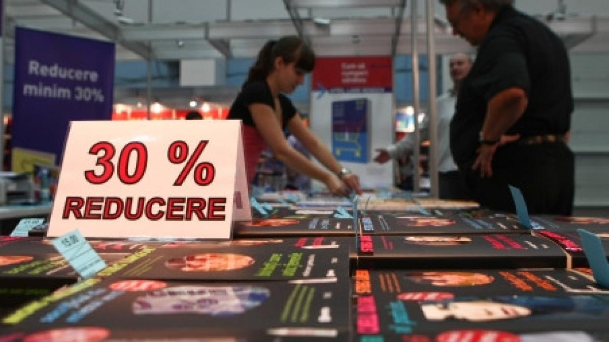 s a deschis salonul international de carte bookfest intrarea este libera