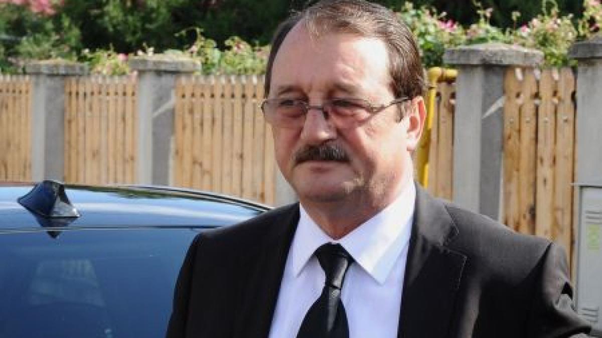 mircea basescu firma mea e verificata la sange pentru ca sunt fratele presedintelui