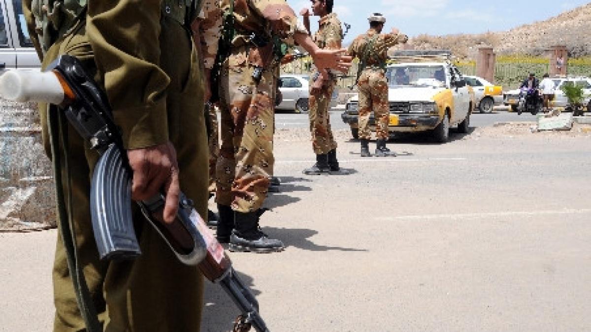 noi conflicte armate in yemen presedintele ameninta cu razboiul civil