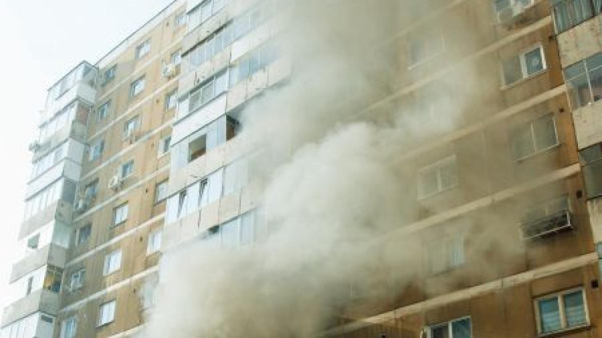 o pensionara si a dat foc la apartament pentru ca nu mai putea sa plateasca intretinerea