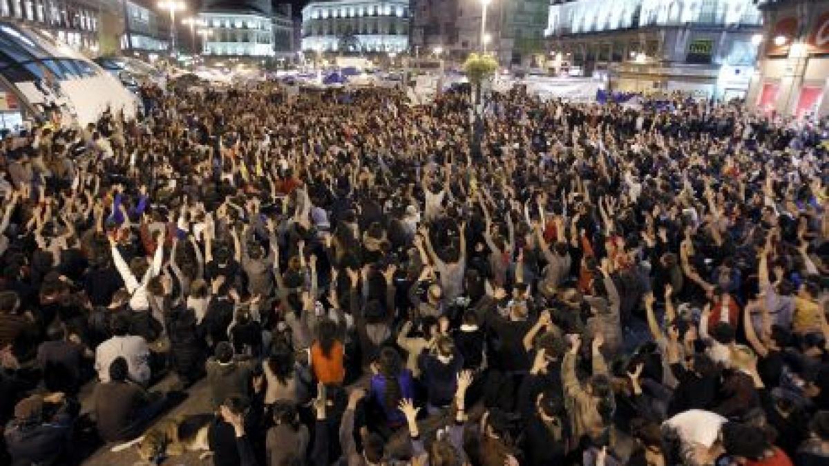 ciocniri violente intre manifestanti si fortele de ordine in spania si turcia