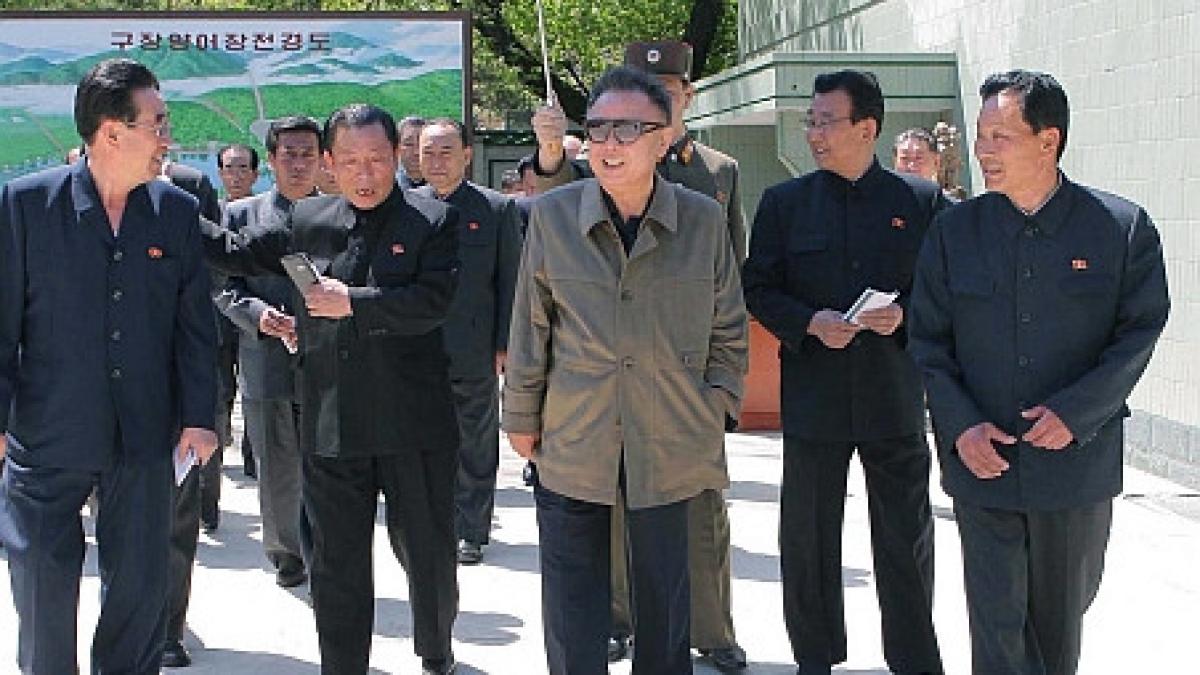 imagini rare din tara interzisa unui fotograf i s a permis sa surprinda viata de zi cu zi in coreea