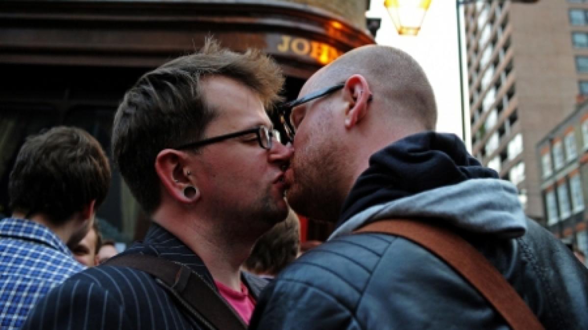Minorităţile sexuale invită şi politicieni la marşul diversităţii programat pentru sâmbătă
