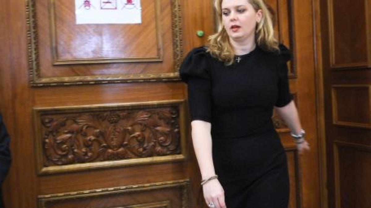 anastase pensionarii mi au zis ca ar fi preferat sa aiba pensiile taiate dar sa nu existe aceasta