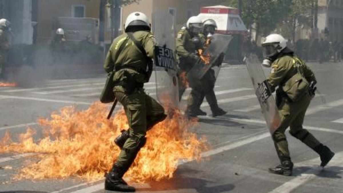 grecia la un pas de dezastru transele din imprumutul de ajutor ar putea fi blocate