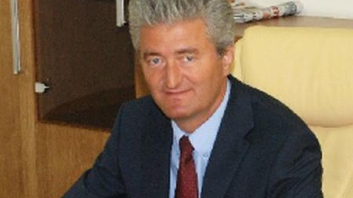 primarul din drobeta turnu severin declarat incompatibil de ani este si avocat in baroul mehedinti